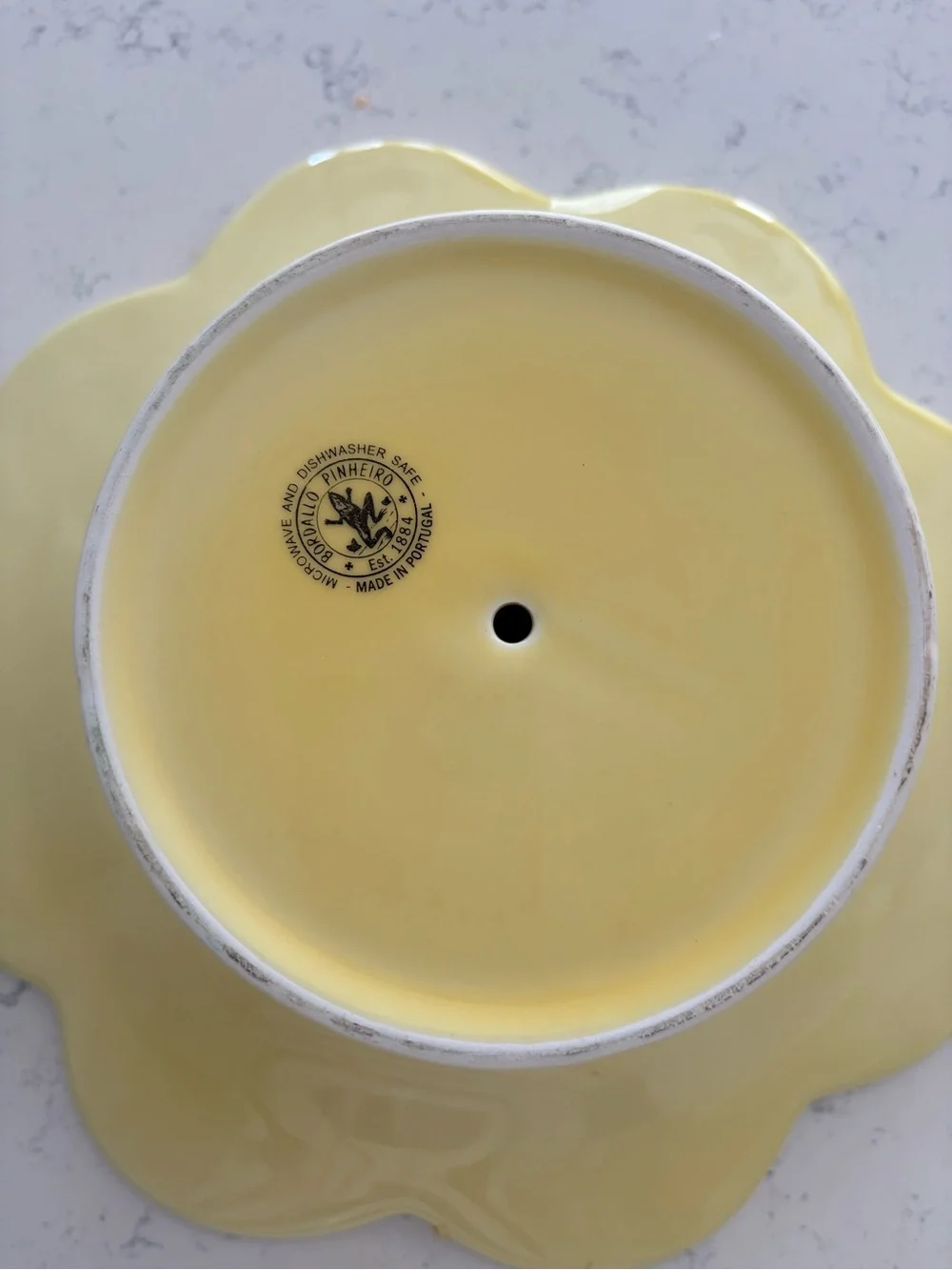 Bordallo Pinheiro Yellow Rabbit Cake Stand